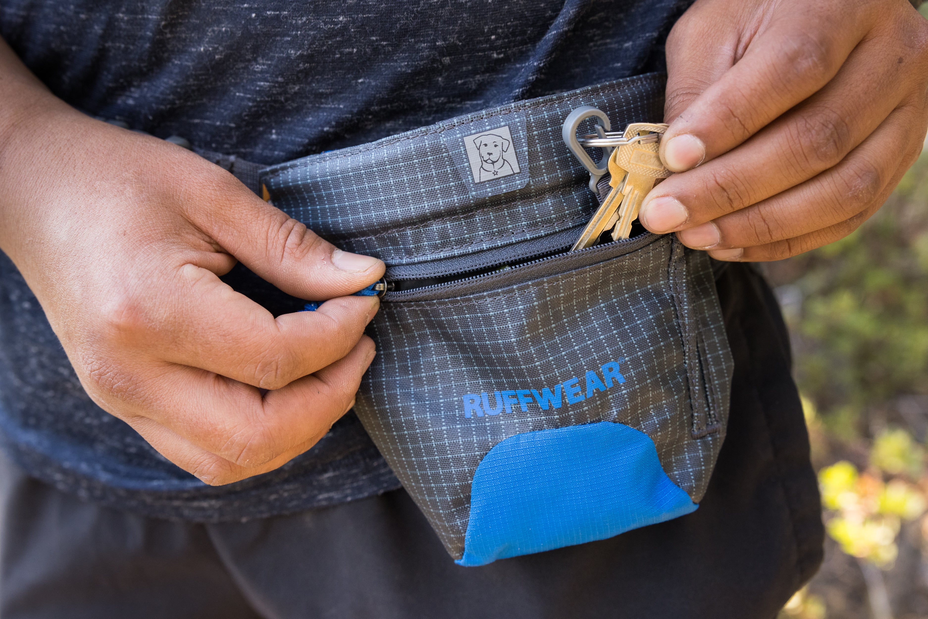 Treat Trader Bag (Ruffwear) - SnowPaw Store - Ruffwear - Active Human Gear